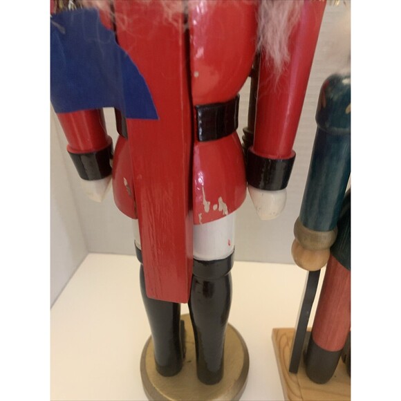 Christmas Ornament Nutcracker Set Of 3 damage parts only - Picture 12 of 16